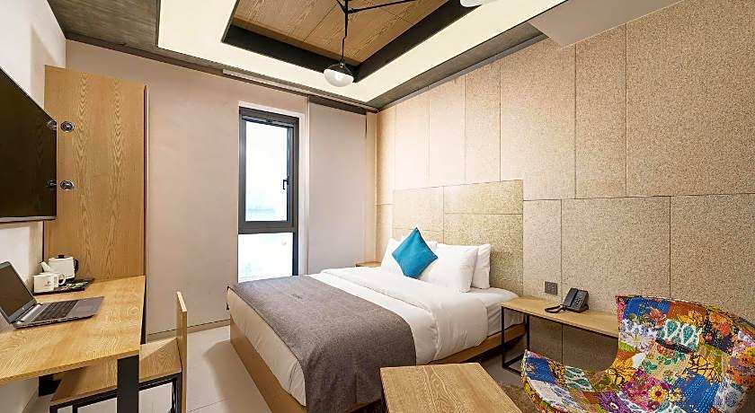 Jamsil Delight Hotel