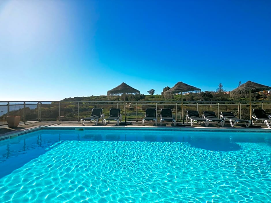 Carvi Beach Hotel