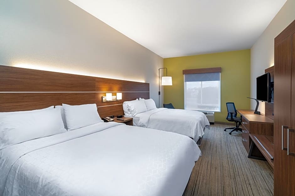 Holiday Inn Express Hotel & Suites Talladega