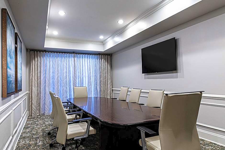 Hampton Inn By Hilton And Suites Charleston/West Ashley