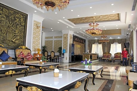 Grand Hotel