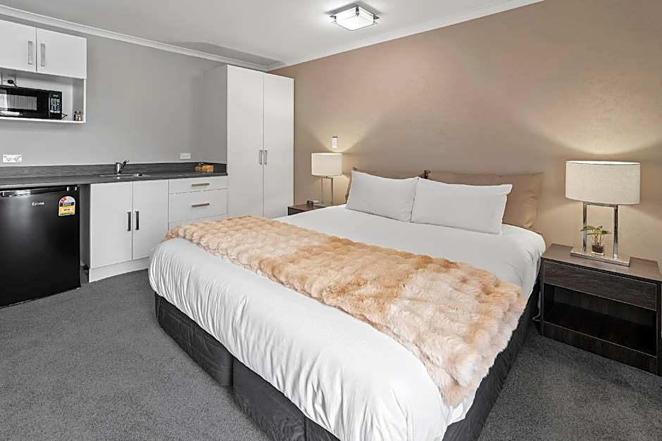 136 On Bealey Motel