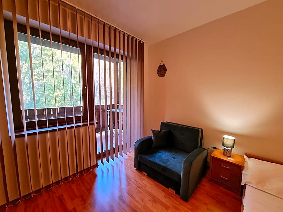 Fatrapark 2 Apartments House