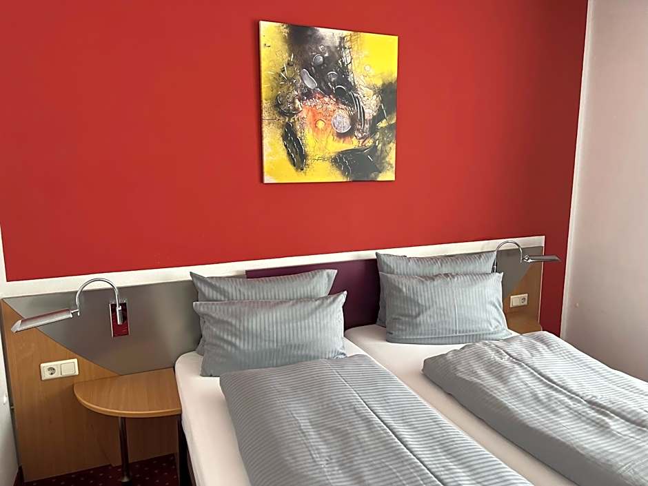 Hotel KonradP Holzkirchen