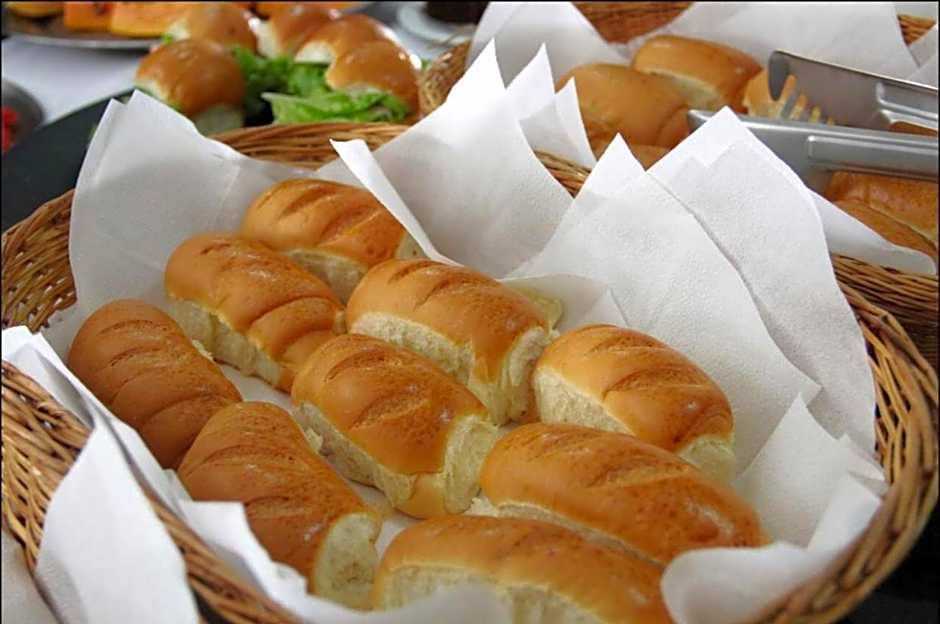 Lagoa Quente Flat Service -512B