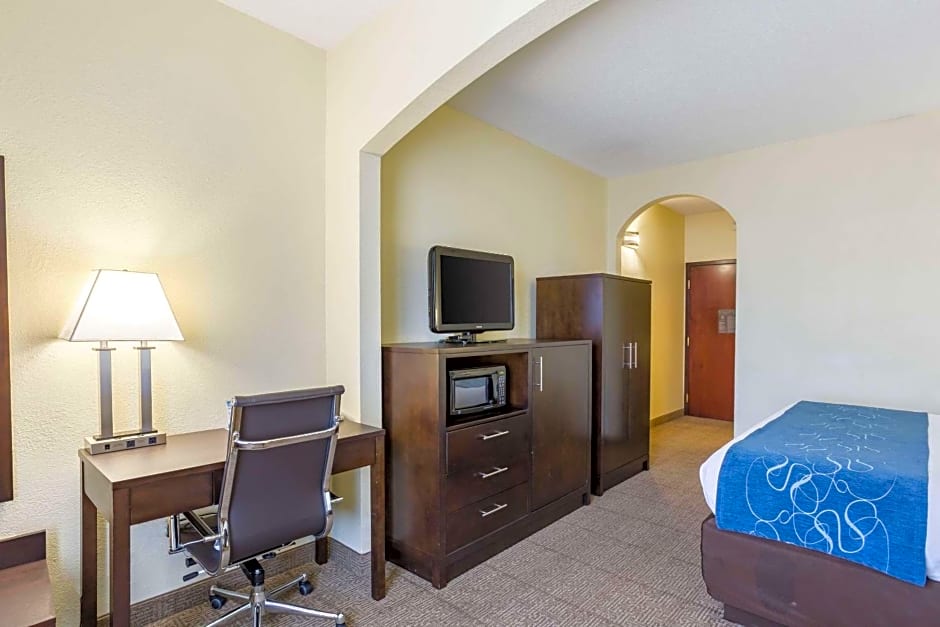 Comfort Suites New Orleans East