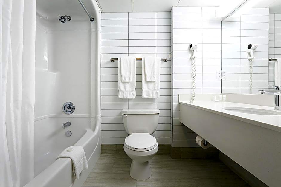 Canad Inns Destination Centre Club Regent Casino Hotel