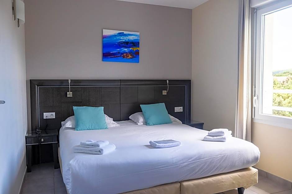 Hotel Restaurant Le Gardon - Pont du Gard