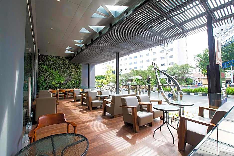 The Life Styles Hotel Surabaya