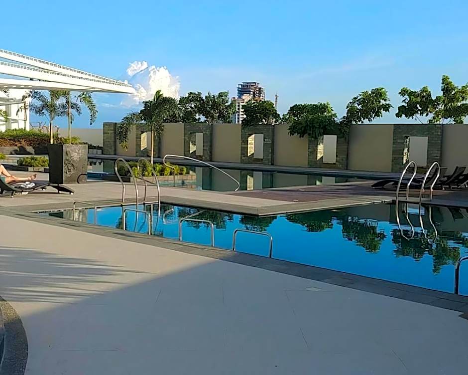 Mactan Newtown Seaview at One Pacific Residence