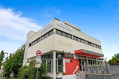 Businesshotel Lemon Suites Self Check-in Messe Airport mit Küche - Monteure willkommen