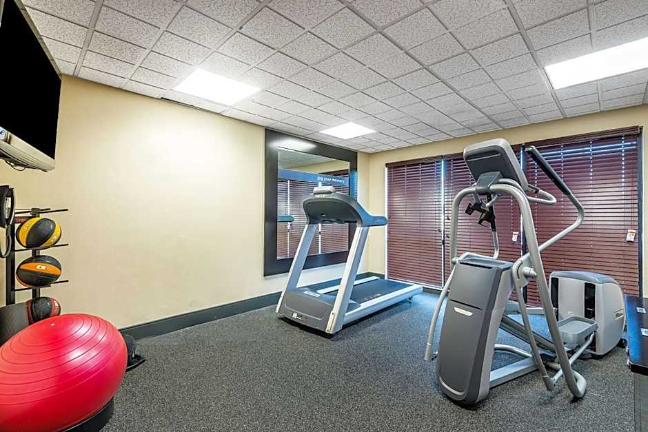Hampton Inn By Hilton Parkersburg/Mineral Wells