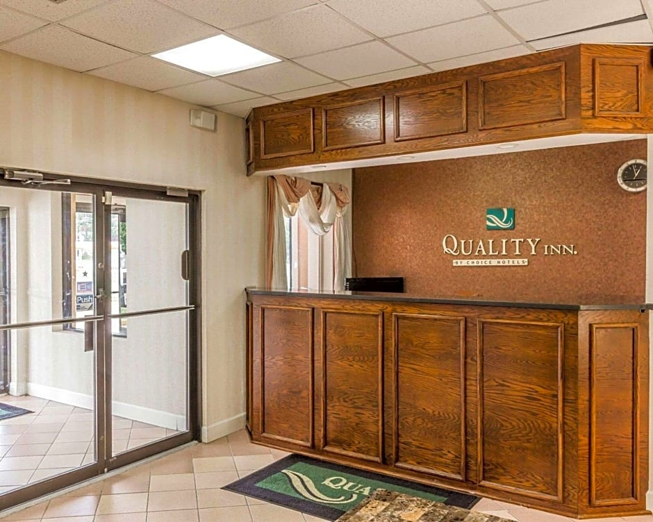 Quality Inn Pell City I-20 exit 158