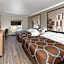 Super 8 by Wyndham San Antonio/Alamodome Area
