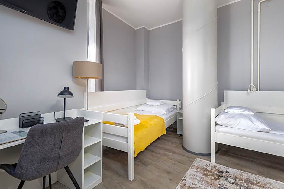 Downtown Apartment House Orange