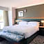 Embassy Suites By Hilton Los Angeles Glendale