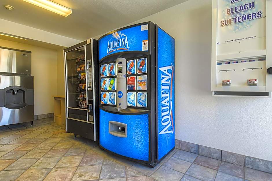 Motel 6 Palm Springs - Rancho Mirage