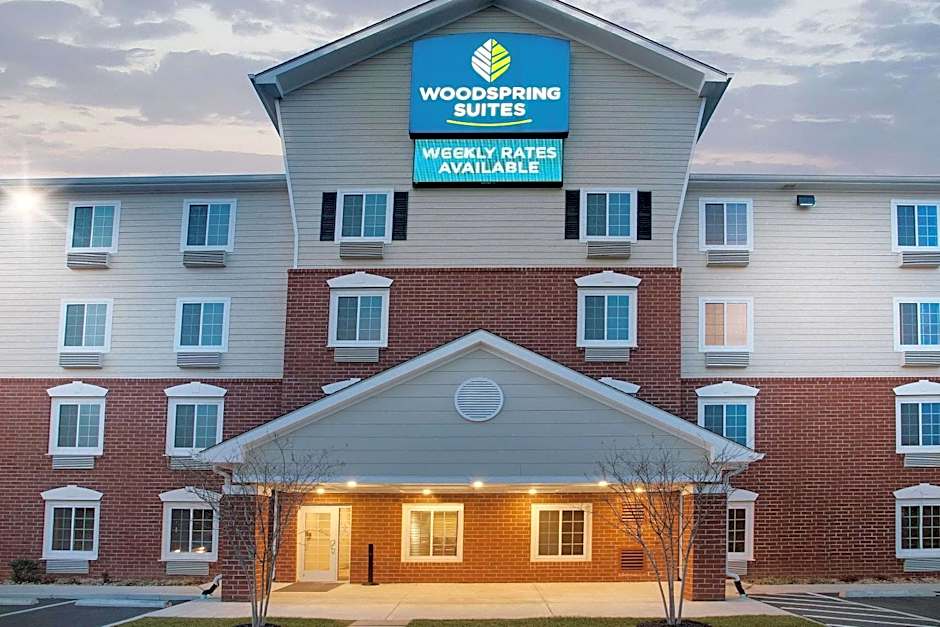 WoodSpring Suites Fredericksburg