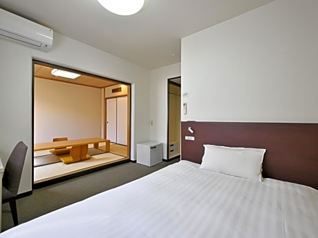 Room with Tatami Area - Non-Smoking