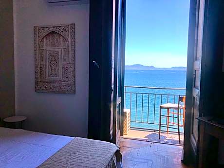 Double Room with external bathroom and Sea View