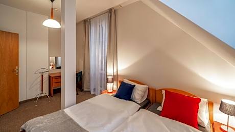 Standard Studio