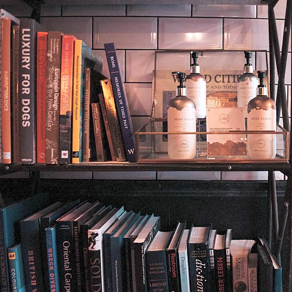 Max Brown Hotel Museum Square