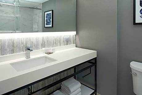 Club King Room with Lounge Access, High floor