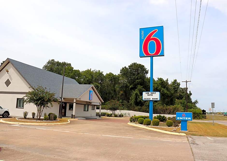 Motel 6-Alvin, TX