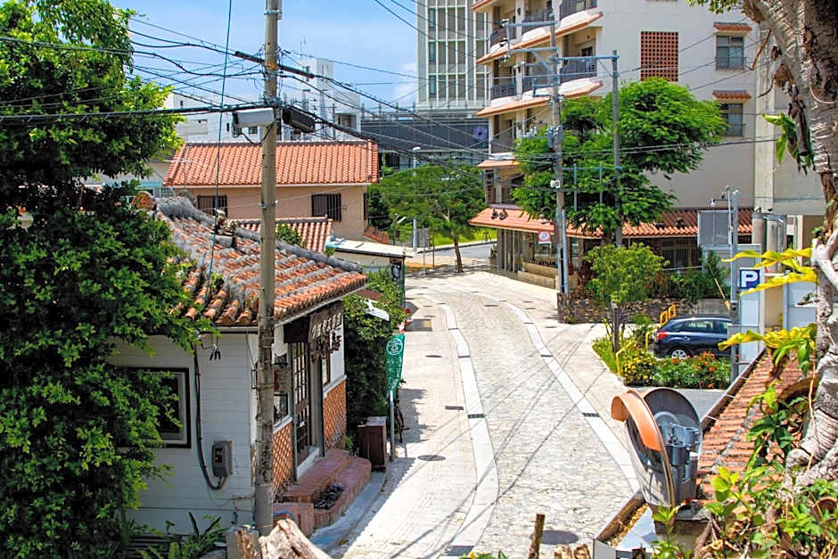 Nest Hotel Naha Kumoji
