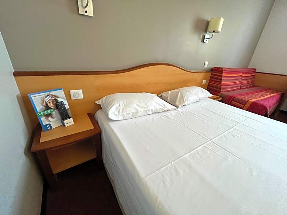 Brit Hotel Confort Montauban