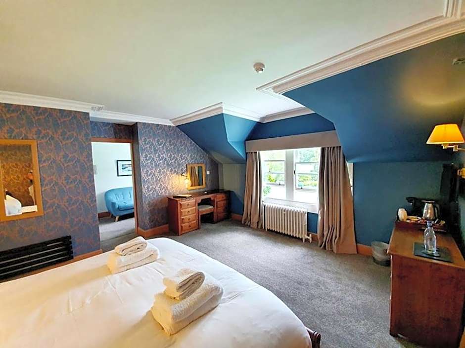 Achray House Restaurant with Rooms