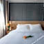 Wenxing Hotel (Guangzhou Beijing Road Pedestrian Street Haizhu Square Subway Station)