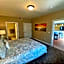 Deluxe Downtown Condo Close to Everything!