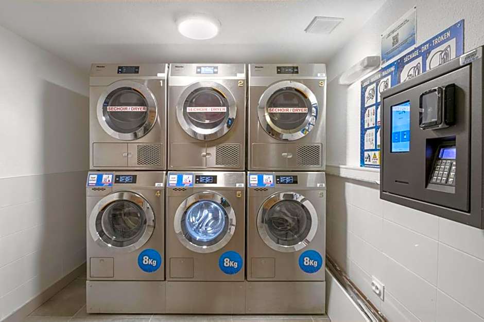 Sweetly Isatis Mérignac Hôtel de ville