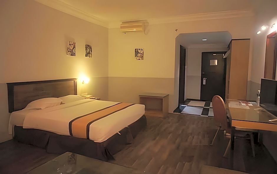 Tyng Garden Hotel