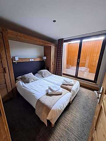 Five-Bedroom Apartment