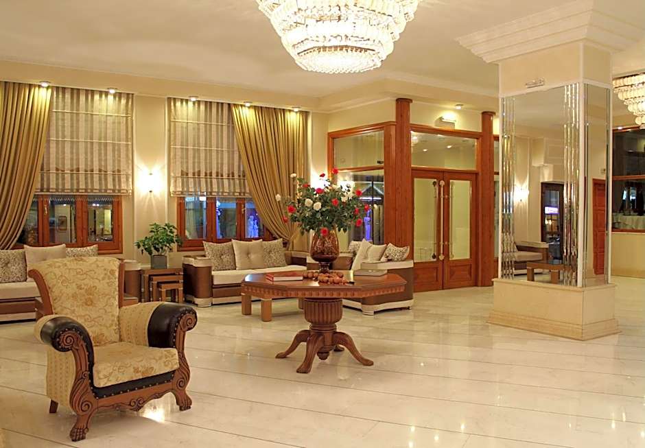 Famissi Hotel