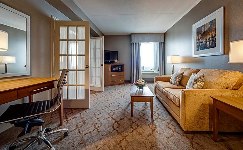 Monte Carlo Inns - Vaughan Suites