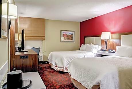 2 Queen Beds Nonsmoking