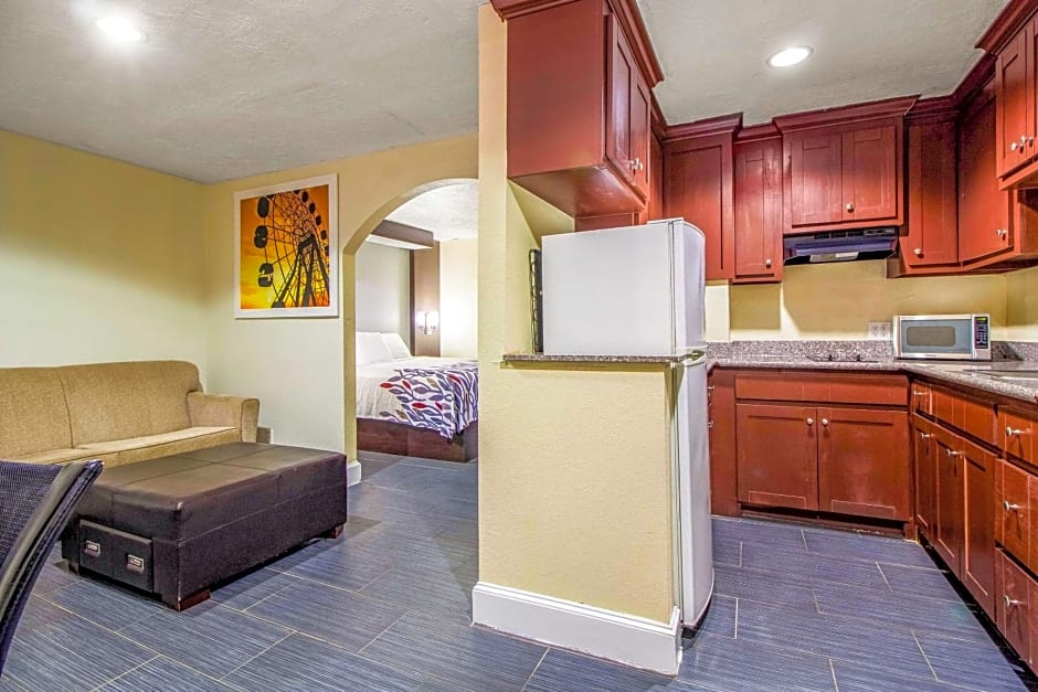 Rodeway Inn & Suites Medical Center