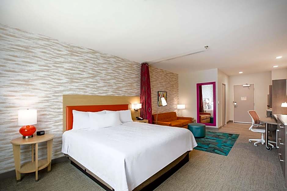 Home2 Suites by Hilton Carlsbad, CA