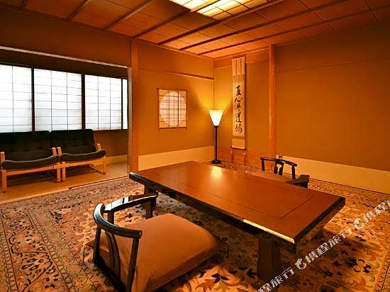 Ogiya