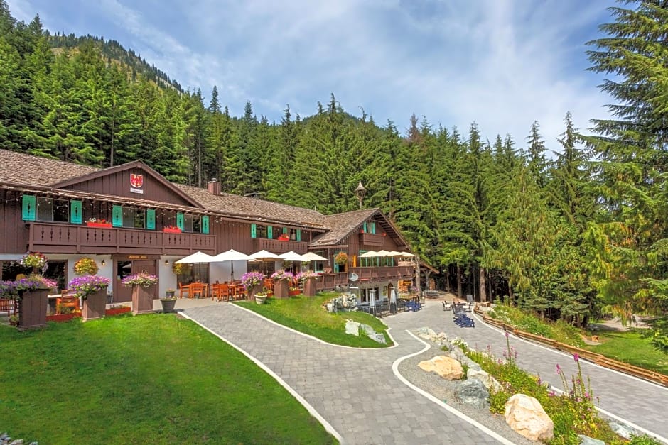 Crystal Mountain Hotels