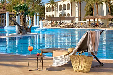 Melia Zahara Resort & Villas
