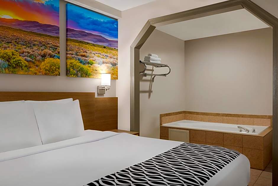 Days Inn by Wyndham Covington