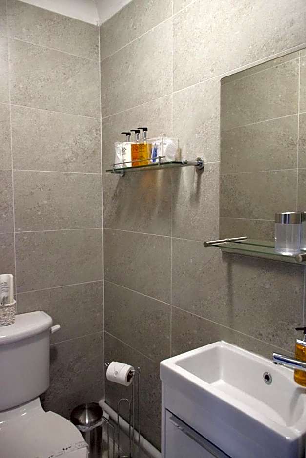 The Cambridge Guest House by Tas