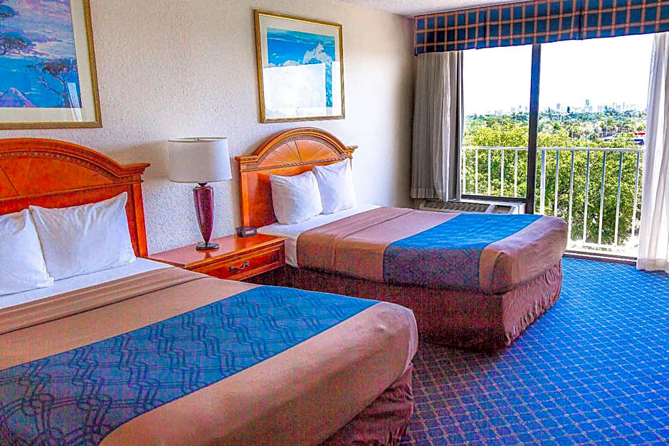 North Miami Beach Gardens Inn & Suites