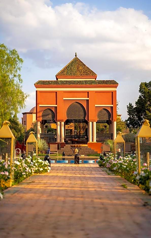 Nomadz Palace