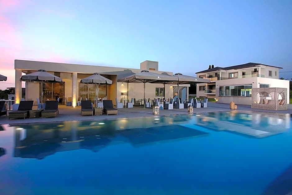 Lagouvardos Village Hotel