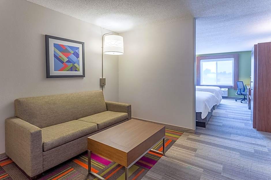 Holiday Inn Express Hotel & Suites Burlington By IHG